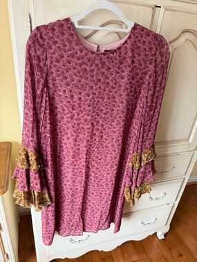 Girls' Pink Floral Ruffle-Sleeve Dress